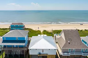 2631 Holiday, Crystal Beach, TX 77650 - Photo 12