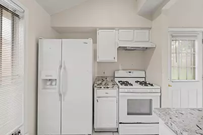 6627 Misty Dale Drive, Katy, TX 77449 - Photo 6