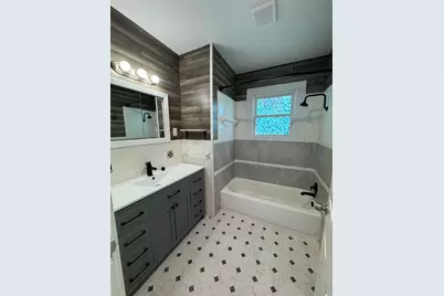 5208 Bernardo De Galvez, Galveston, TX 77551 - Photo 4