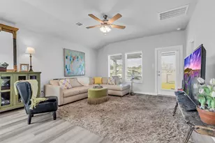 18607 Century Pne Ln, Conroe, TX 77316 - Photo 2