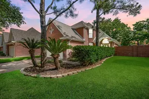 36 Grants Lake Cir, Sugar Land, TX 77479 - Photo 1