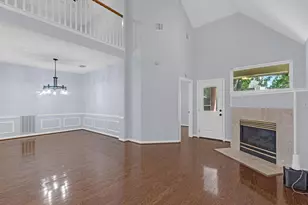 36 Grants Lake Cir, Sugar Land, TX 77479 - Photo 8