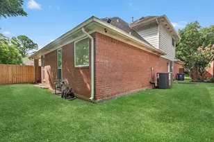 36 Grants Lake Cir, Sugar Land, TX 77479 - Photo 32