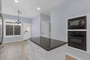 36 Grants Lake Cir, Sugar Land, TX 77479 - Photo 14