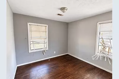 208 S Sparrow Way, Texas City, TX 77591 - Photo 8