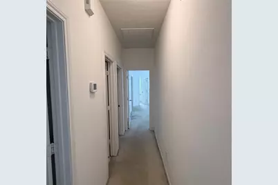 18 Griffin Hill Court, The Woodlands, TX 77382 - Photo 12