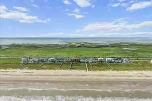 19615 Shores Dr, Galveston, TX 77554 - Photo 48
