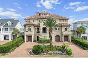 19615 Shores Dr, Galveston, TX 77554 - Photo 2