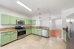 923 Shirefield Ln, Spring, TX 77373 - Photo 14