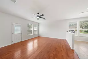 923 Shirefield Ln, Spring, TX 77373 - Photo 10
