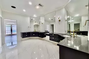 5330 Braesheather Dr, Houston, TX 77096 - Photo 14