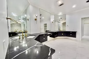 5330 Braesheather Dr, Houston, TX 77096 - Photo 12