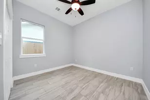 416 S 1st St, La Porte, TX 77571 - Photo 30