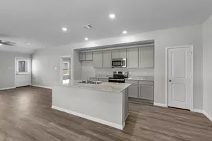 26439 Lake Shore Dr, Hempstead, TX 77445 - Photo 6