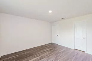 2722 Stallings Dr, Houston, TX 77088 - Photo 18