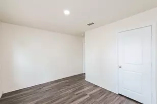 2722 Stallings Dr, Houston, TX 77088 - Photo 14