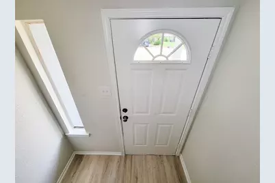 8719 Valley Song Drive, Houston, TX 77078 - Photo 8