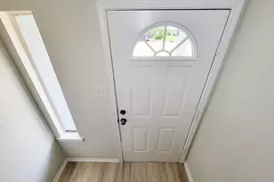 8719 Valley Song Dr, Houston, TX 77078 - Photo 8