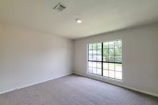 8719 Valley Song Dr, Houston, TX 77078 - Photo 18