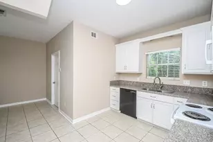 1069 Birnham Woods Blvd, Pasadena, TX 77503 - Photo 8