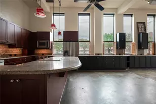 915 N San Jacinto St, Houston, TX 77002 - Photo 2
