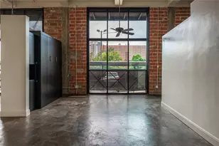 915 N San Jacinto St, Houston, TX 77002 - Photo 12
