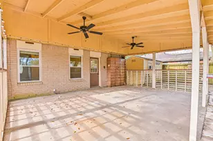 222 Old Oaks St, League City, TX 77573 - Photo 32