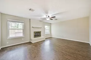 222 Old Oaks St, League City, TX 77573 - Photo 8