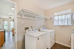 222 Old Oaks St, League City, TX 77573 - Photo 20