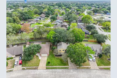 222 Old Oaks Street, League City, TX 77573 - Photo 36