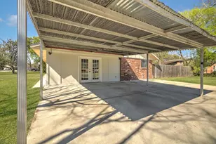 501 Ladd St, Dayton, TX 77535 - Photo 32