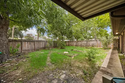 3314 Tanglewilde Street, Houston, TX 77063 - Photo 10