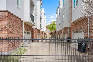 1842 Colquitt St, Houston, TX 77098 - Photo 2