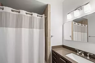 1842 Colquitt St, Houston, TX 77098 - Photo 28