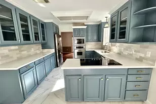 10010 Burgoyne Rd, Houston, TX 77042 - Photo 14