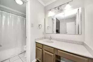 18046 Garden Manor Dr, Houston, TX 77084 - Photo 16