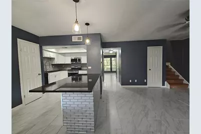 2252 Shadowdale Drive #362, Houston, TX 77043 - Photo 14