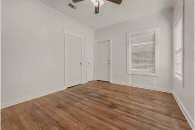 1557 E East William J Bryan Parkway, Bryan, TX 77803 - Photo 18