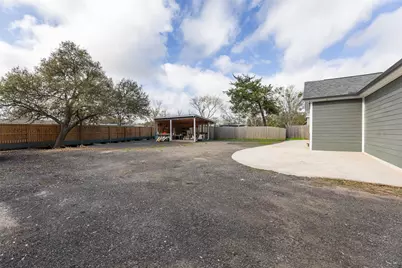 1557 E East William J Bryan Parkway, Bryan, TX 77803 - Photo 20