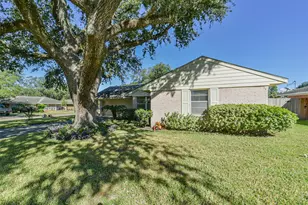 4558 Benning Dr, Houston, TX 77035 - Photo 4