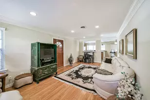 4558 Benning Dr, Houston, TX 77035 - Photo 8