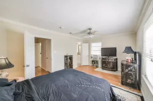 4558 Benning Dr, Houston, TX 77035 - Photo 30