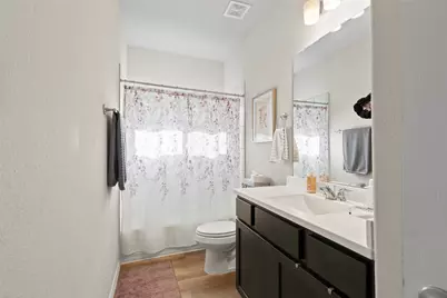 6444 Wenlock Drive, Houston, TX 77048 - Photo 14