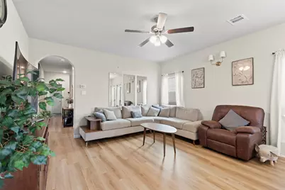 6444 Wenlock Drive, Houston, TX 77048 - Photo 8