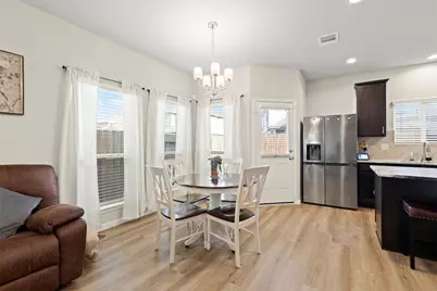 6444 Wenlock Drive, Houston, TX 77048 - Photo 10