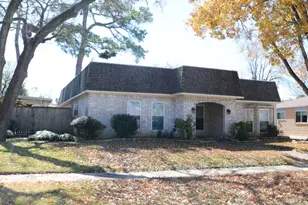 6223 Autumn Forest Dr, Houston, TX 77092 - Photo 2