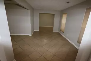 6223 Autumn Forest Dr, Houston, TX 77092 - Photo 6