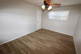 6223 Autumn Forest Dr, Houston, TX 77092 - Photo 18