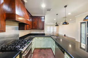 1317 Prince St, Houston, TX 77008 - Photo 12