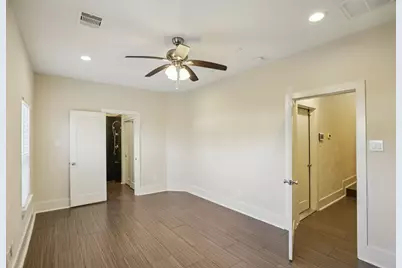 209 Burr Street #C, Houston, TX 77011 - Photo 18